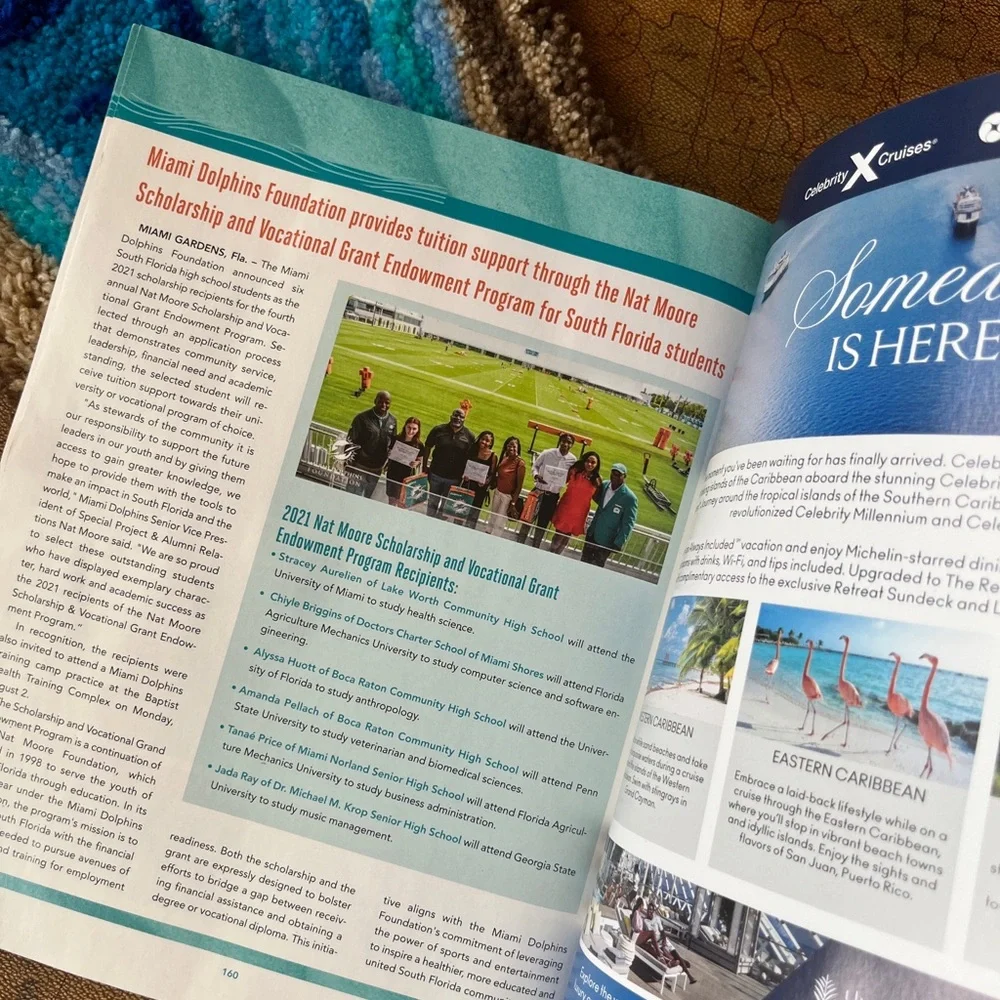 Miami Dolphin Yearbook 2021 - Picture 5 of 10